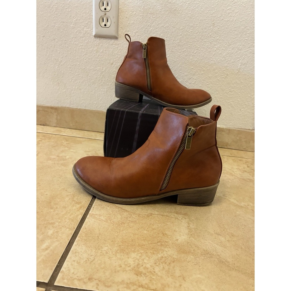 jeossy milan Block Heels Size 8.5 Brown Synthetic Leather
